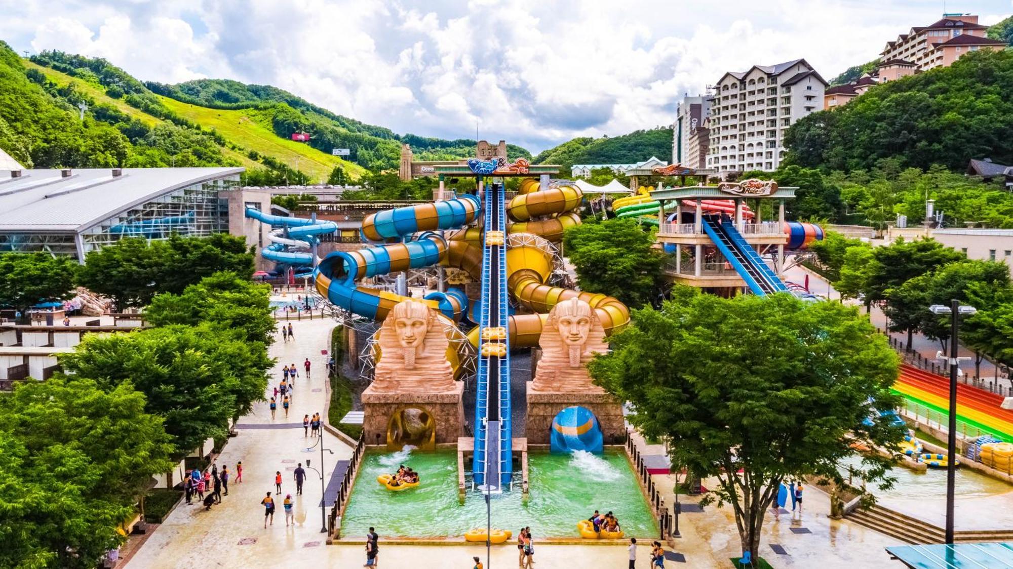Отель Sono Calm Vivaldipark Хончхон Экстерьер фото